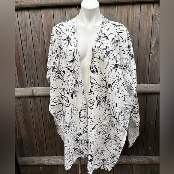 Joie White/Black Floral Shawl Wrap with Sleeves and Open Front - Picture 1 of 3